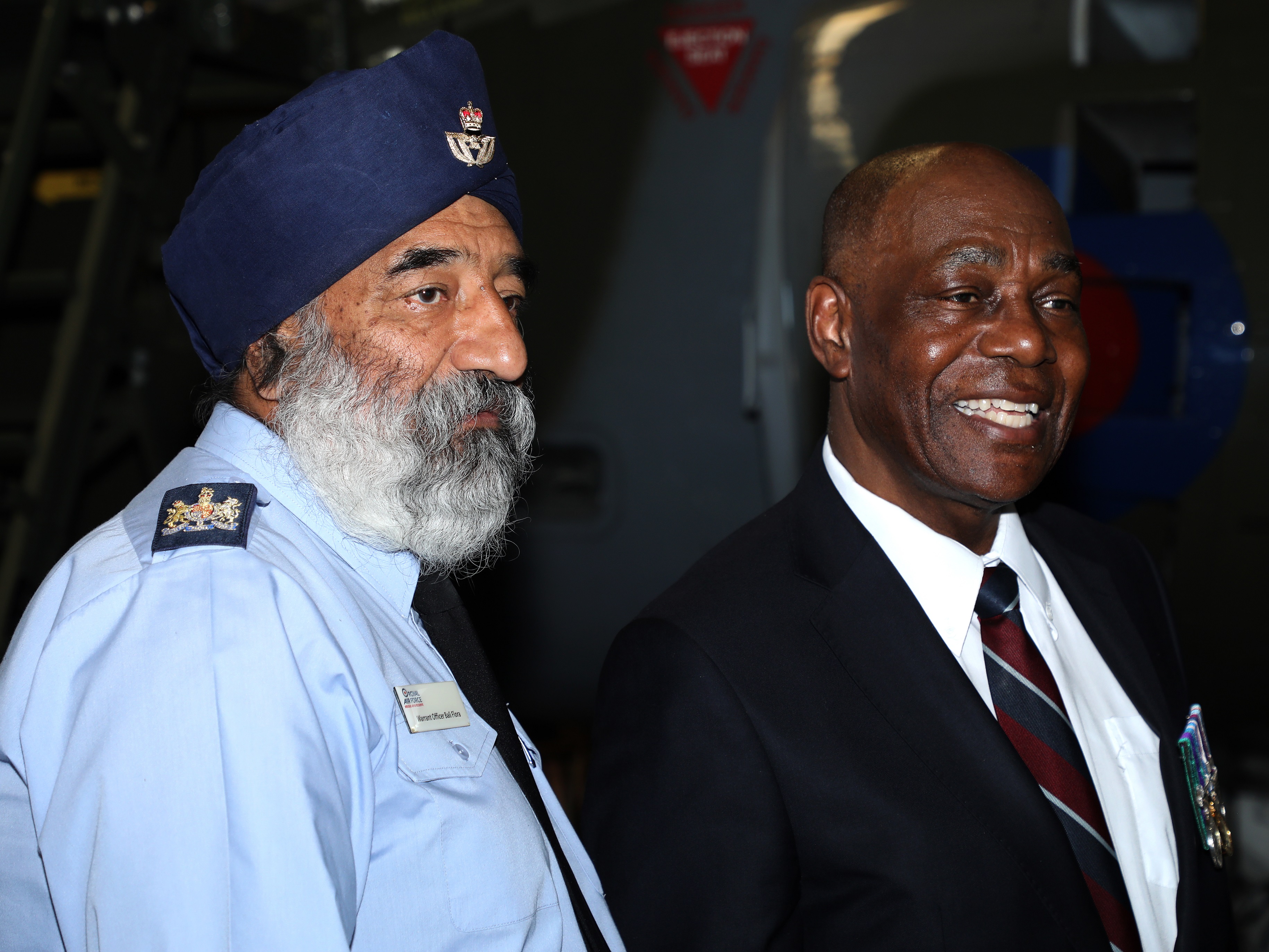 From left to right: Warrant Officer Balbir Singh Flora and retired Warrant Officer Mr Donald Campbell